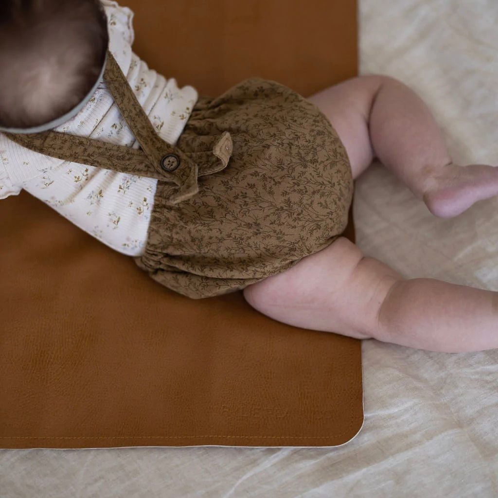 LEATHER PLAY MAT 'SAND'